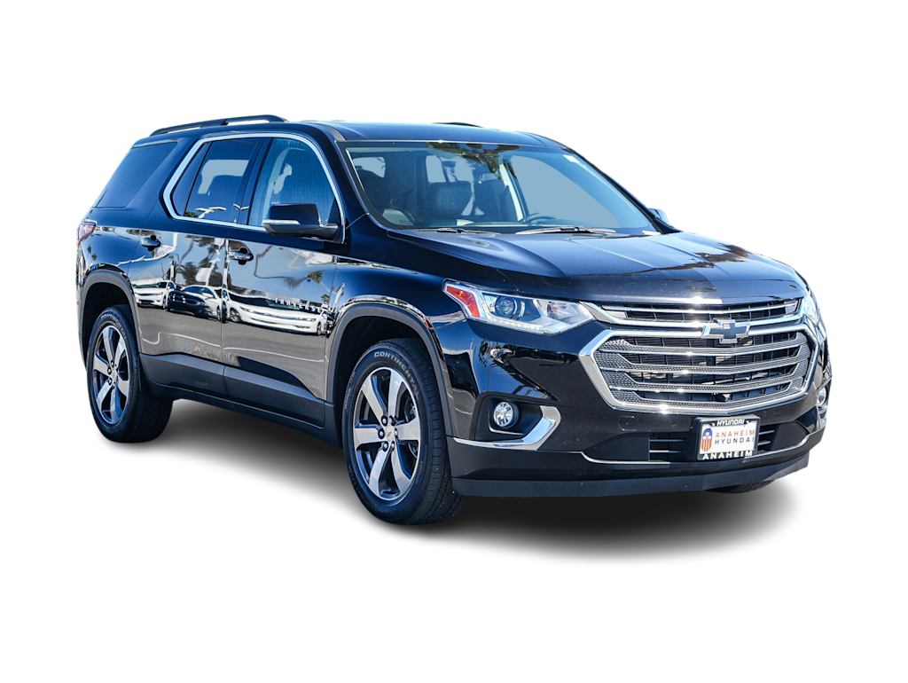 Thumbnail: 2021 Chevrolet Traverse - 16