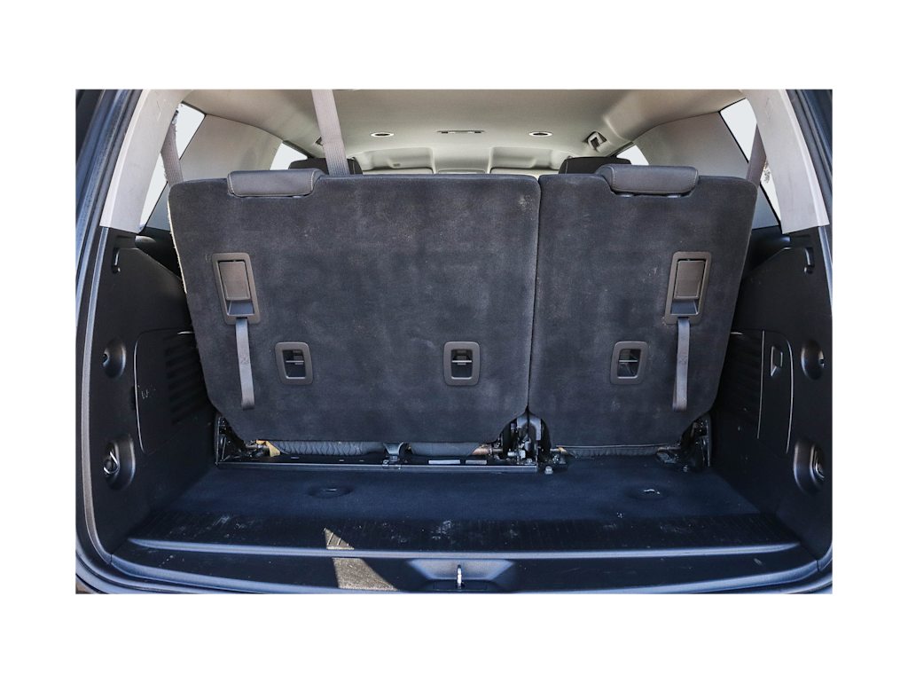 Thumbnail: 2019 Chevrolet Tahoe - 16