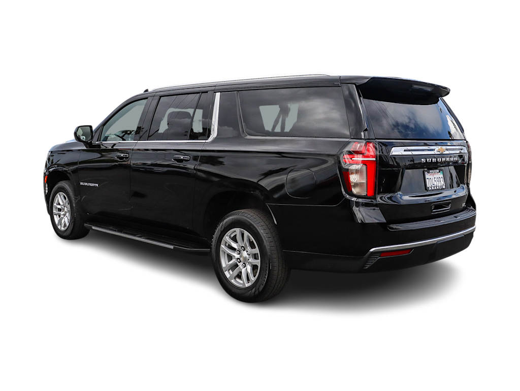 Thumbnail: 2021 Chevrolet Suburban - 3