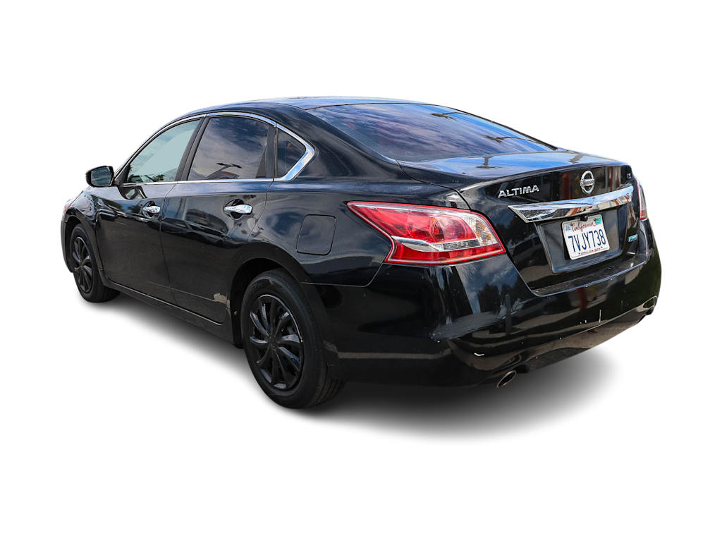 Thumbnail: 2013 Nissan Altima - 2