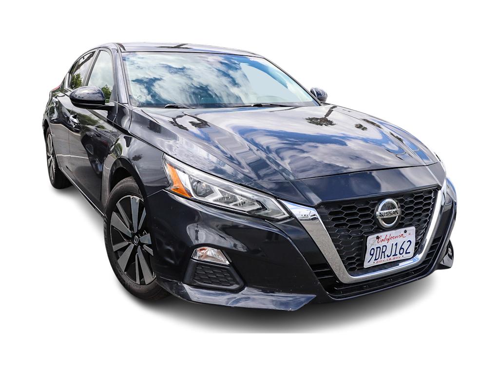 Thumbnail: 2021 Nissan Altima - 8