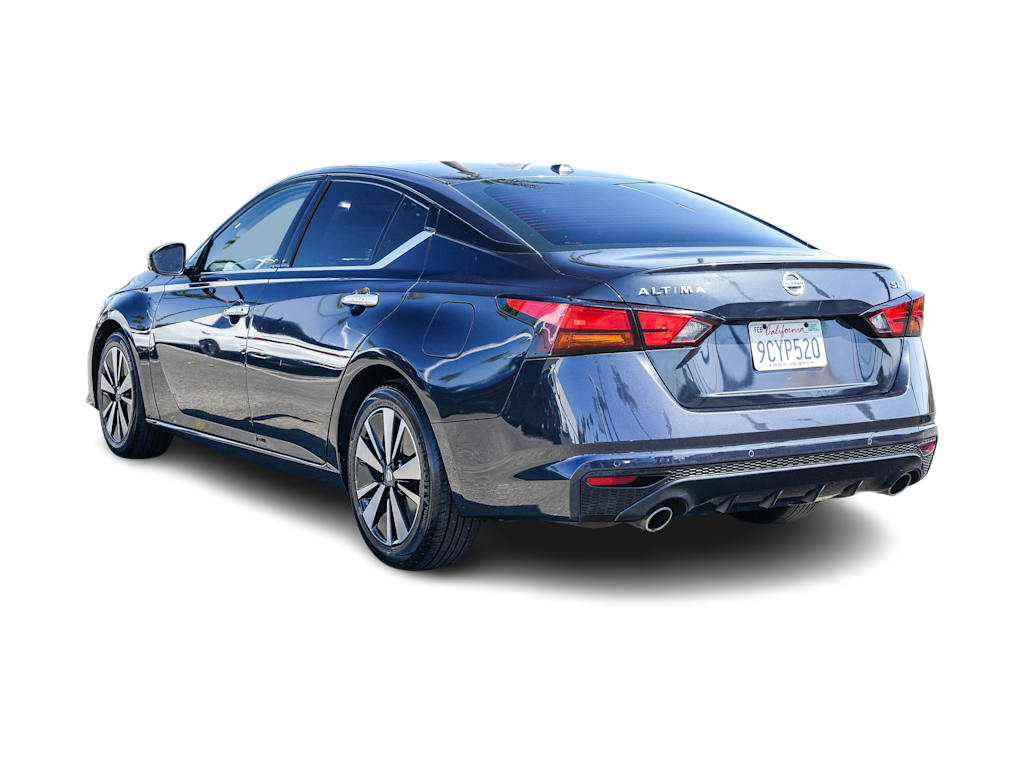 Thumbnail: 2019 Nissan Altima - 3