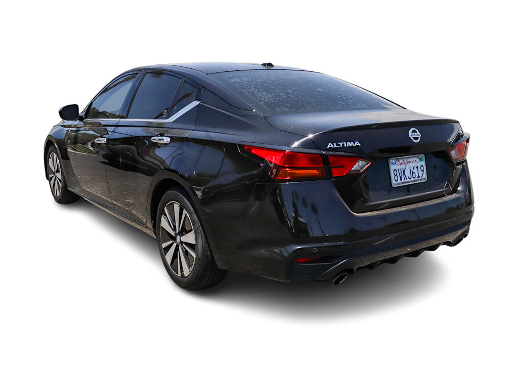 Thumbnail: 2019 Nissan Altima - 3