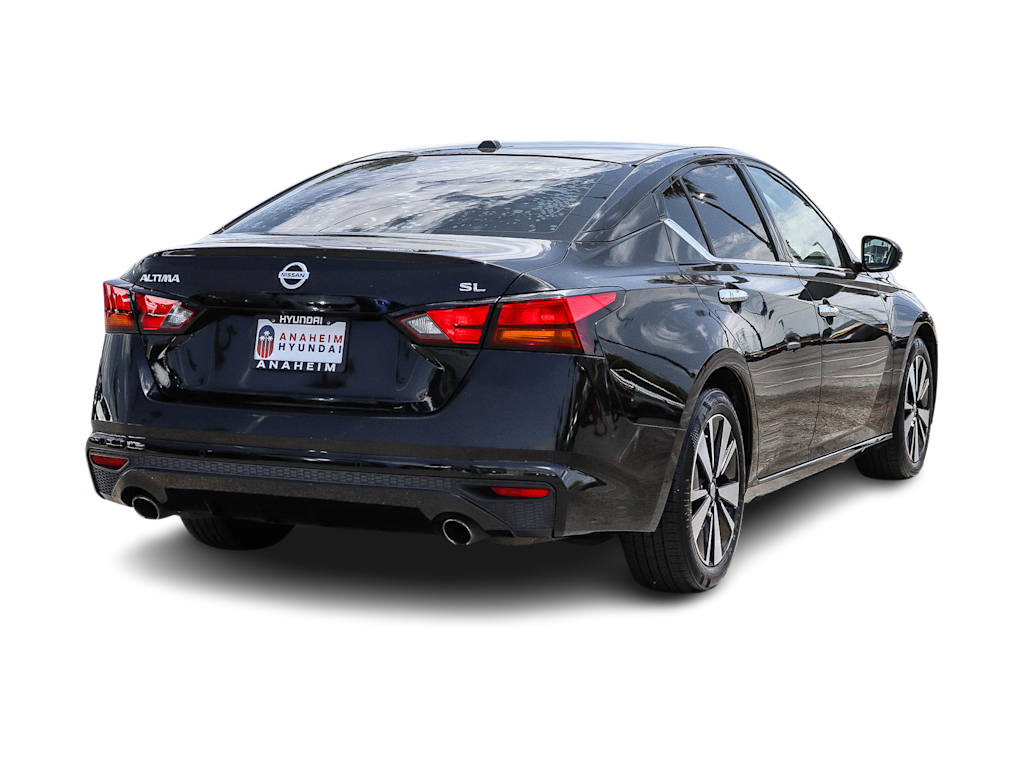 Thumbnail: 2019 Nissan Altima - 19