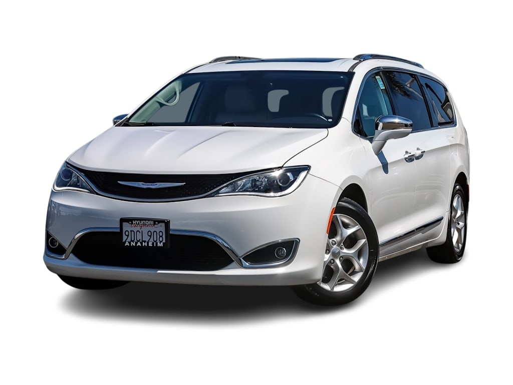 Thumbnail: 2019 Chrysler Pacifica - 5