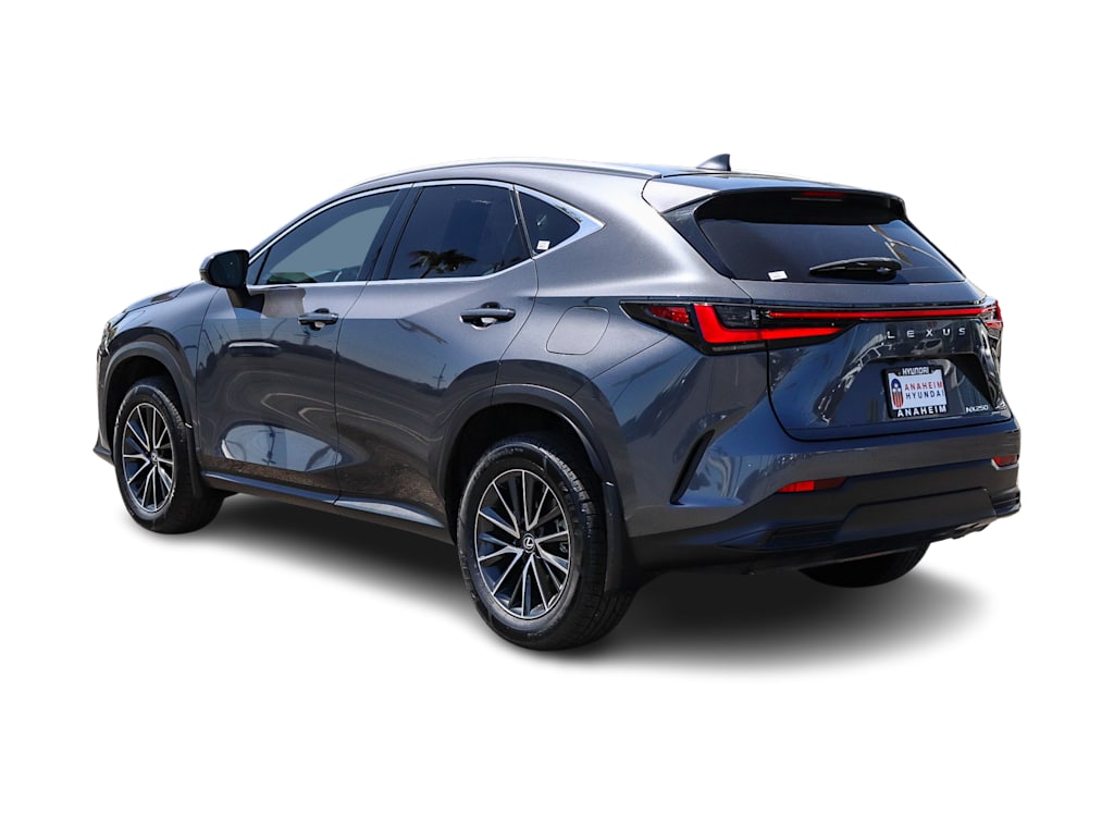 Thumbnail: 2024 Lexus ES - 3