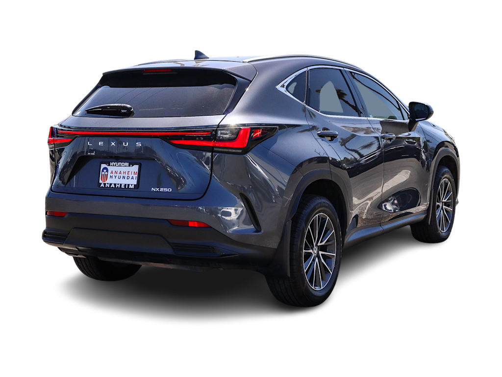 Thumbnail: 2024 Lexus ES - 16