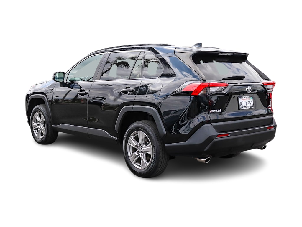 Thumbnail: 2022 Toyota RAV4 - 3