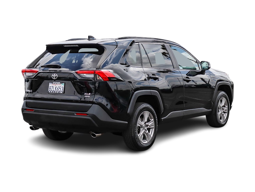 Thumbnail: 2022 Toyota RAV4 - 19