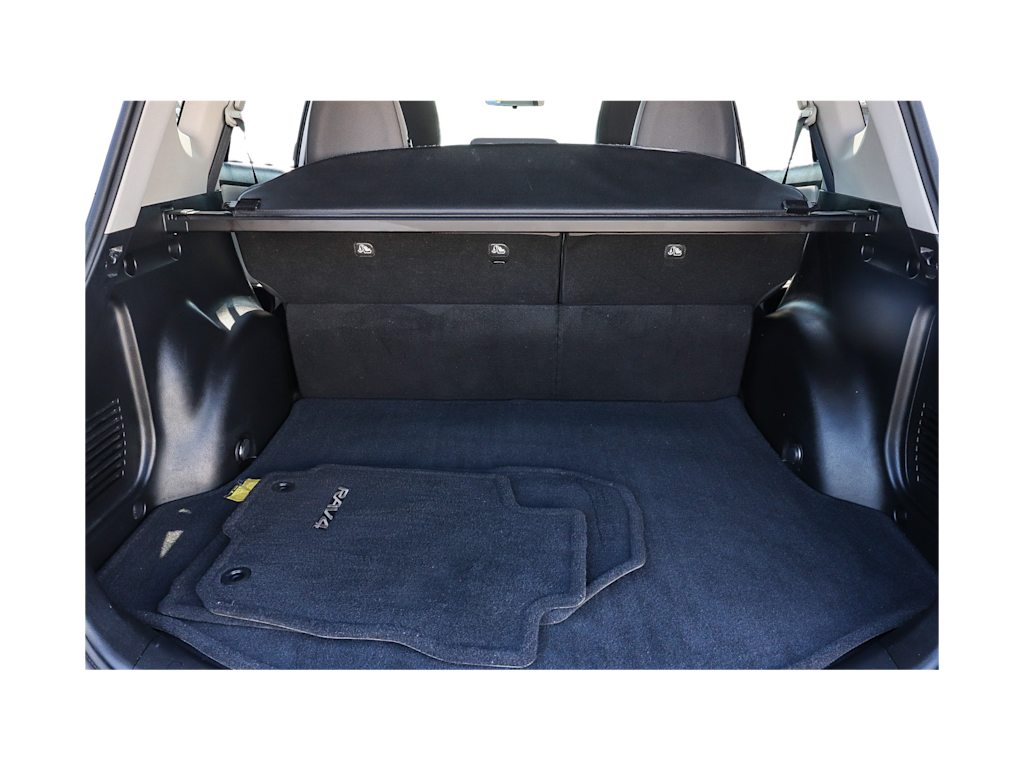 Thumbnail: 2015 Toyota RAV4 - 16