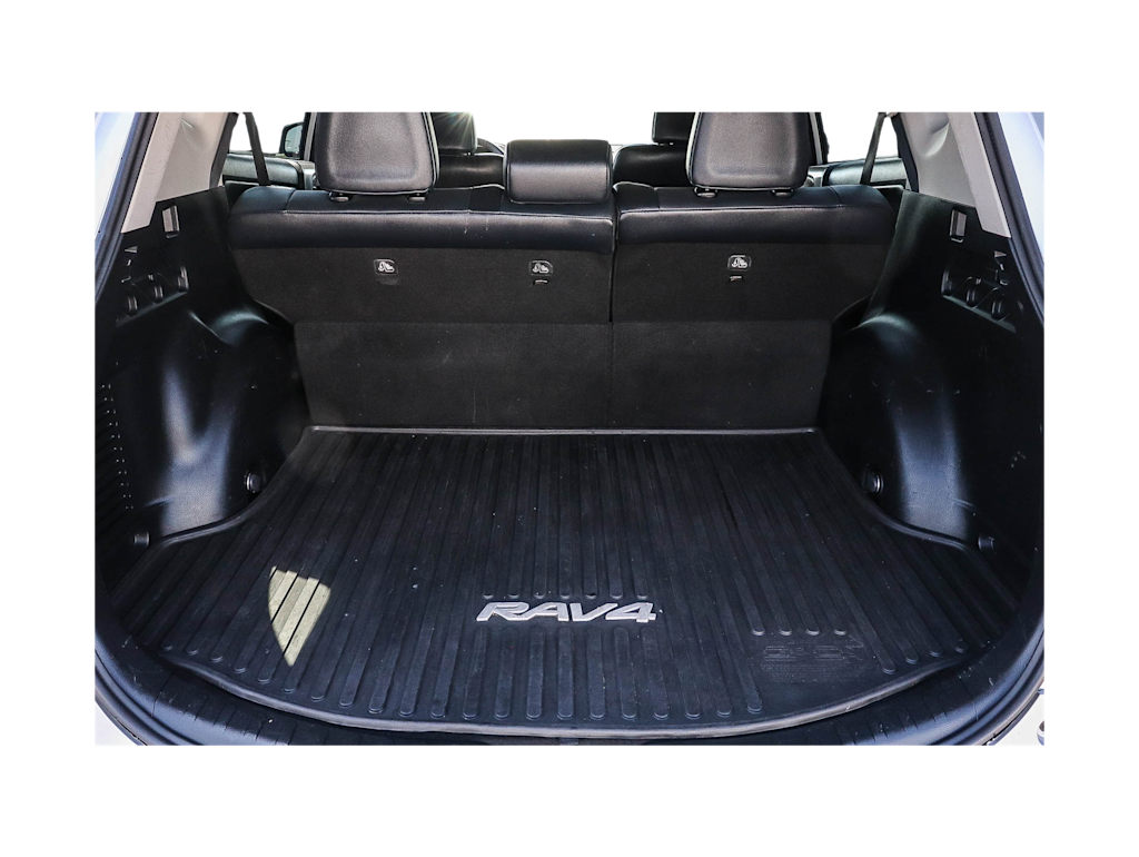 Thumbnail: 2016 Toyota RAV4 - 15