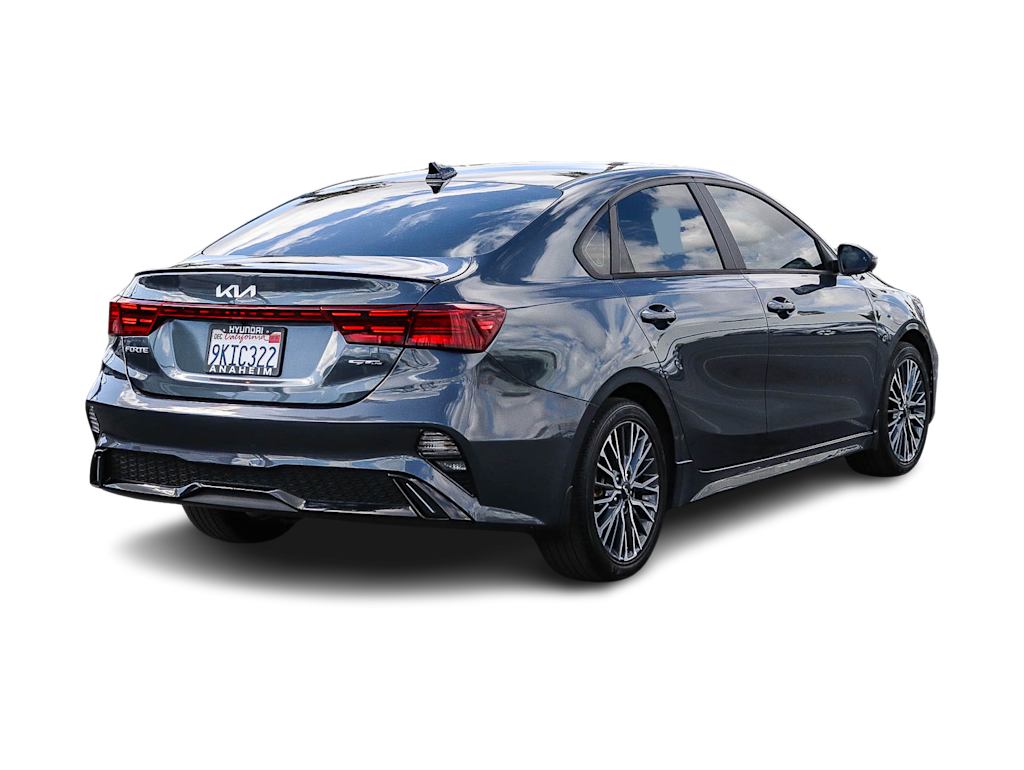 Thumbnail: 2024 Kia Forte - 18