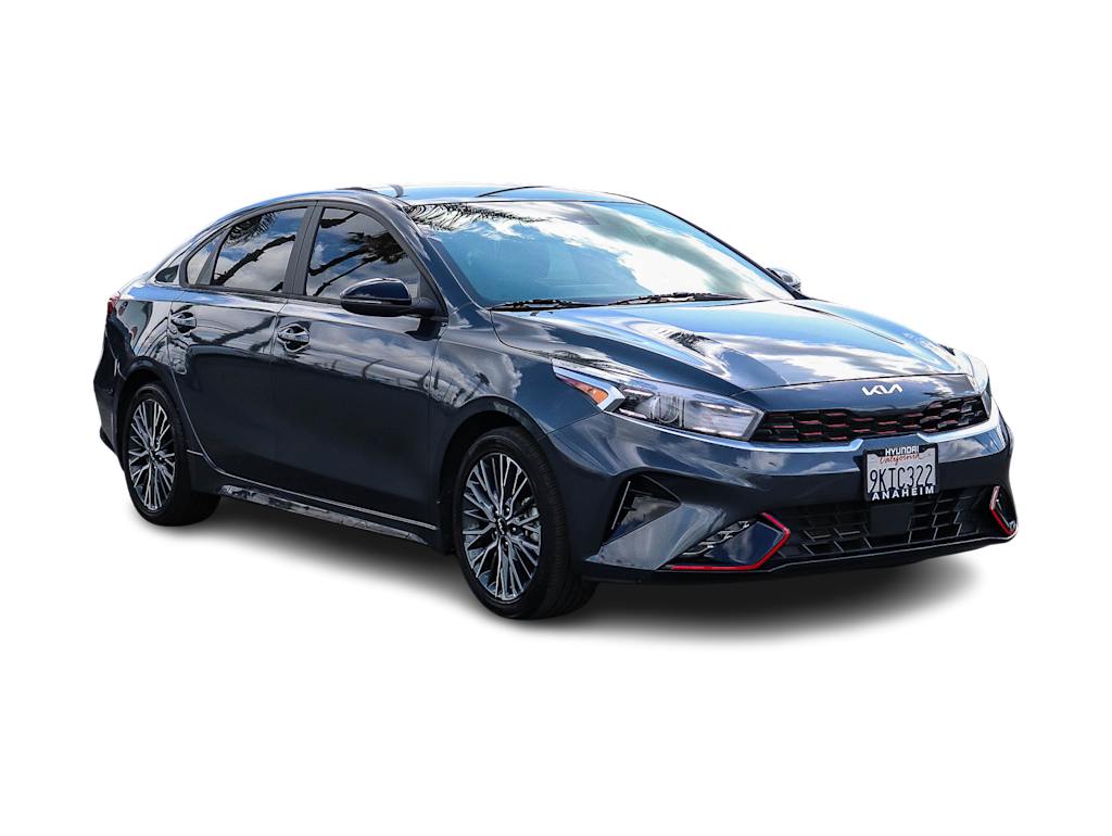 Thumbnail: 2024 Kia Forte - 16