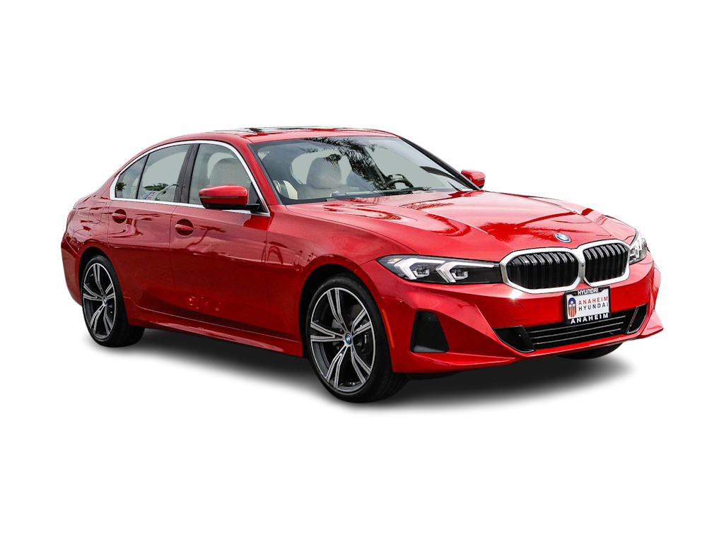 Thumbnail: 2024 BMW 3 Series - 16