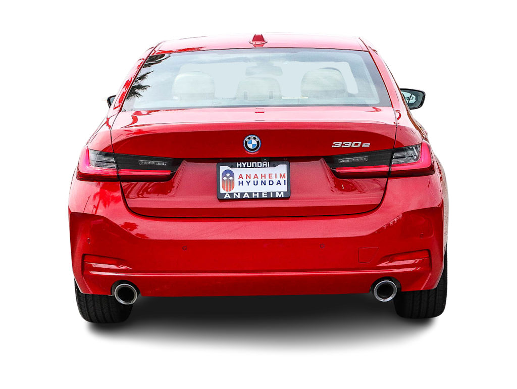 Thumbnail: 2024 BMW 3 Series - 4
