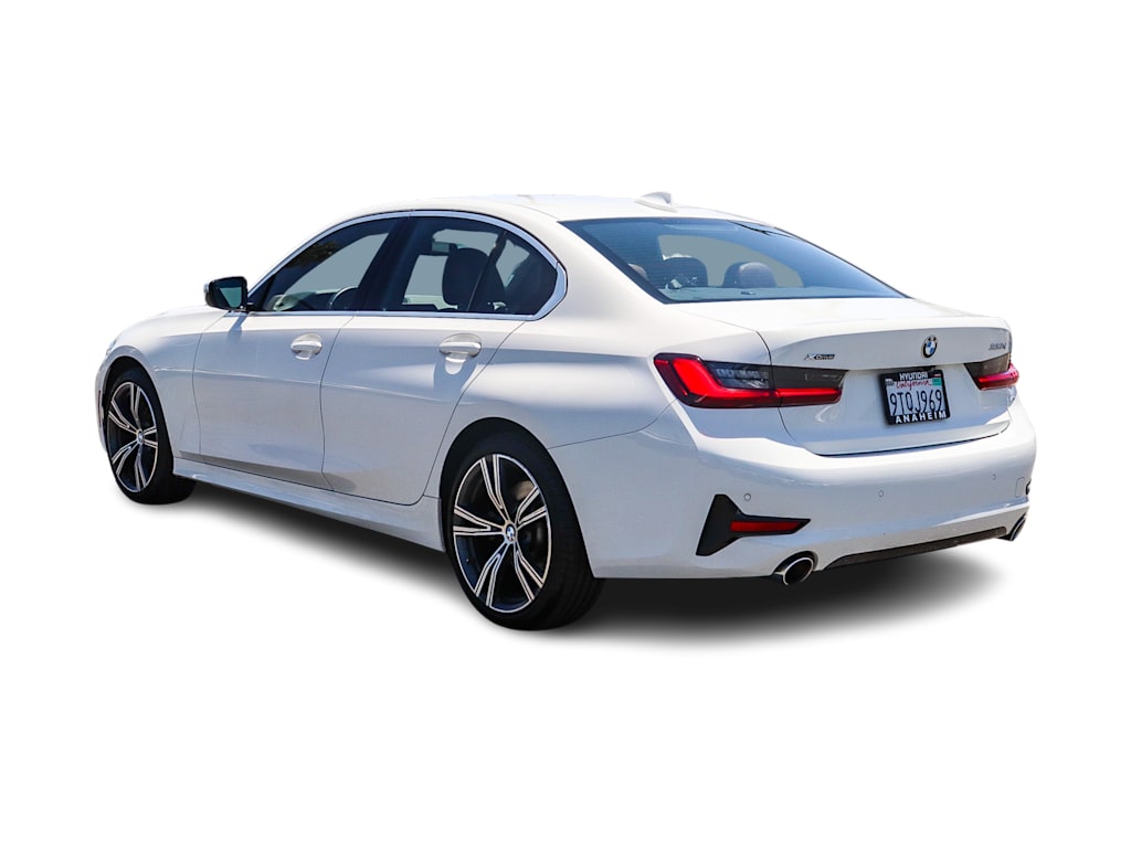 Thumbnail: 2022 BMW 3 Series - 3