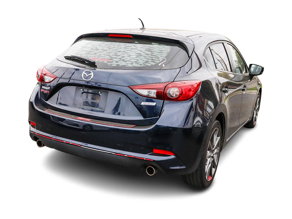 Thumbnail: 2018 Mazda Mazda3 - 15