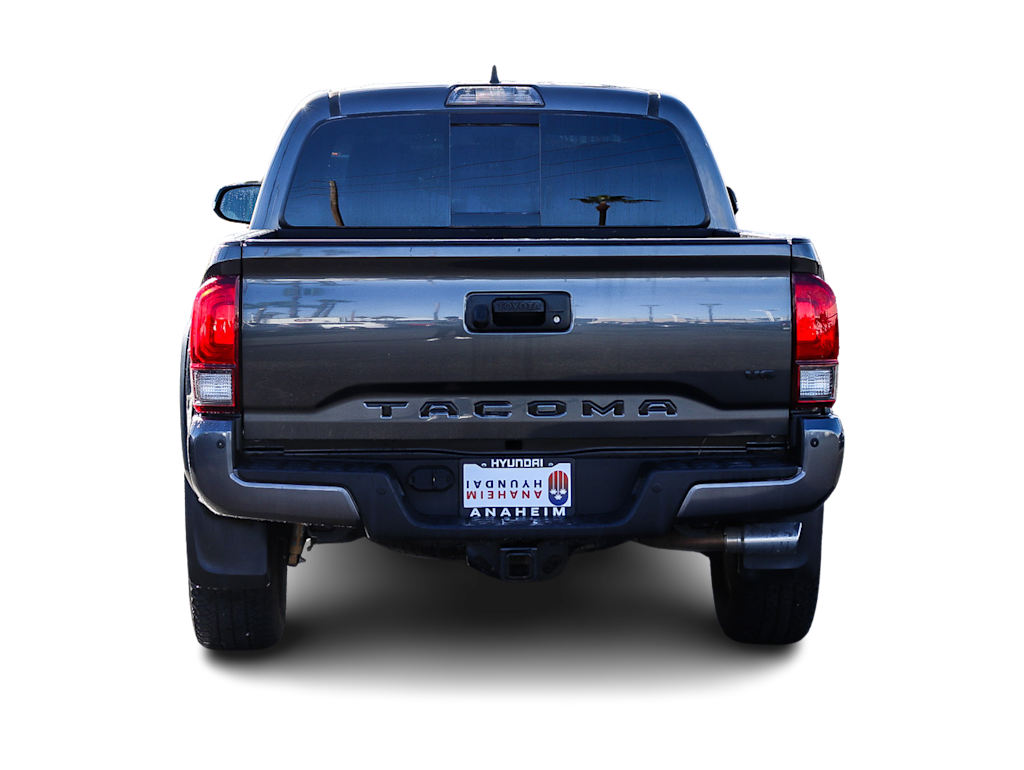 Thumbnail: 2019 Toyota Tacoma - 4