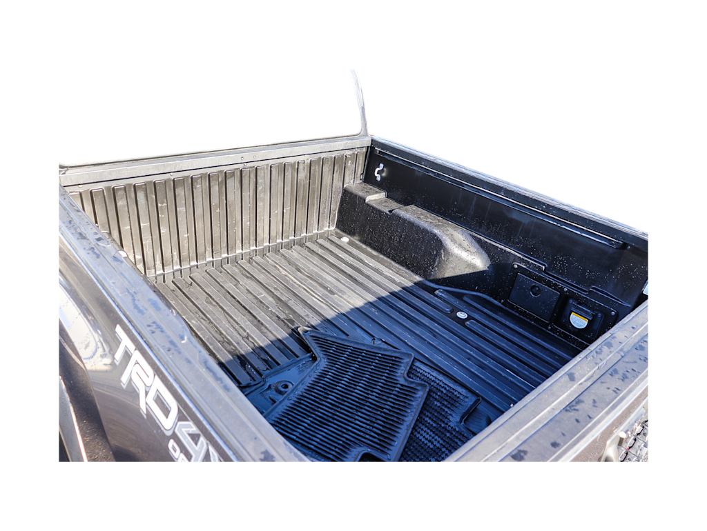 Thumbnail: 2019 Toyota Tacoma - 13