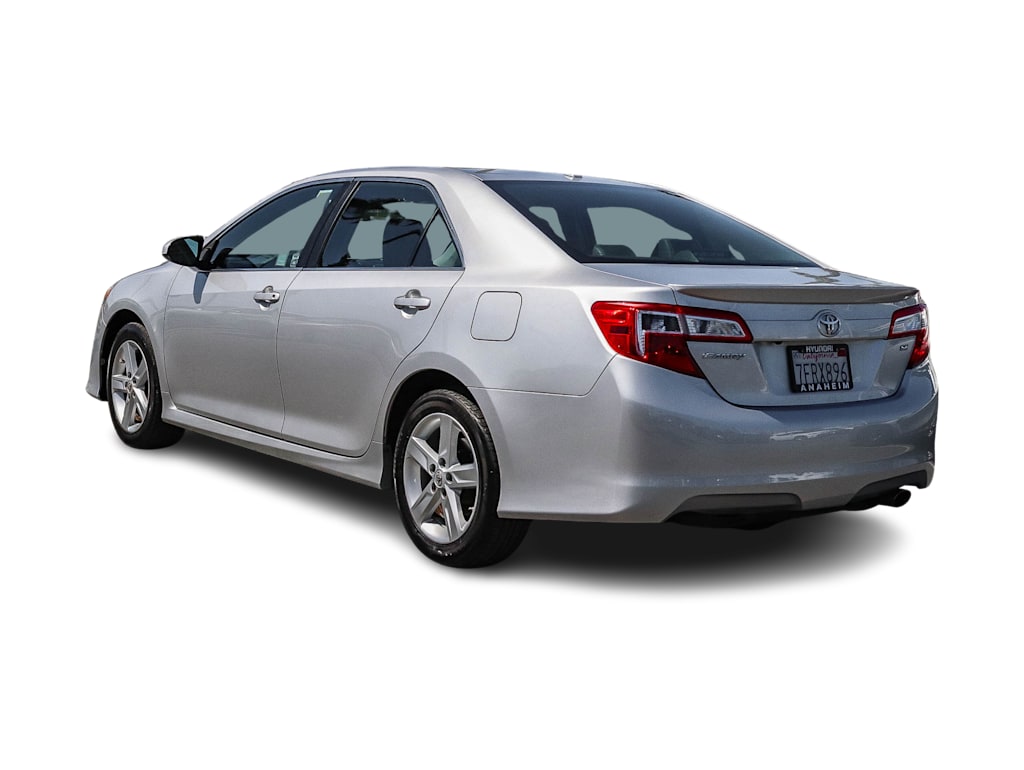Thumbnail: 2013 Toyota Camry - 3