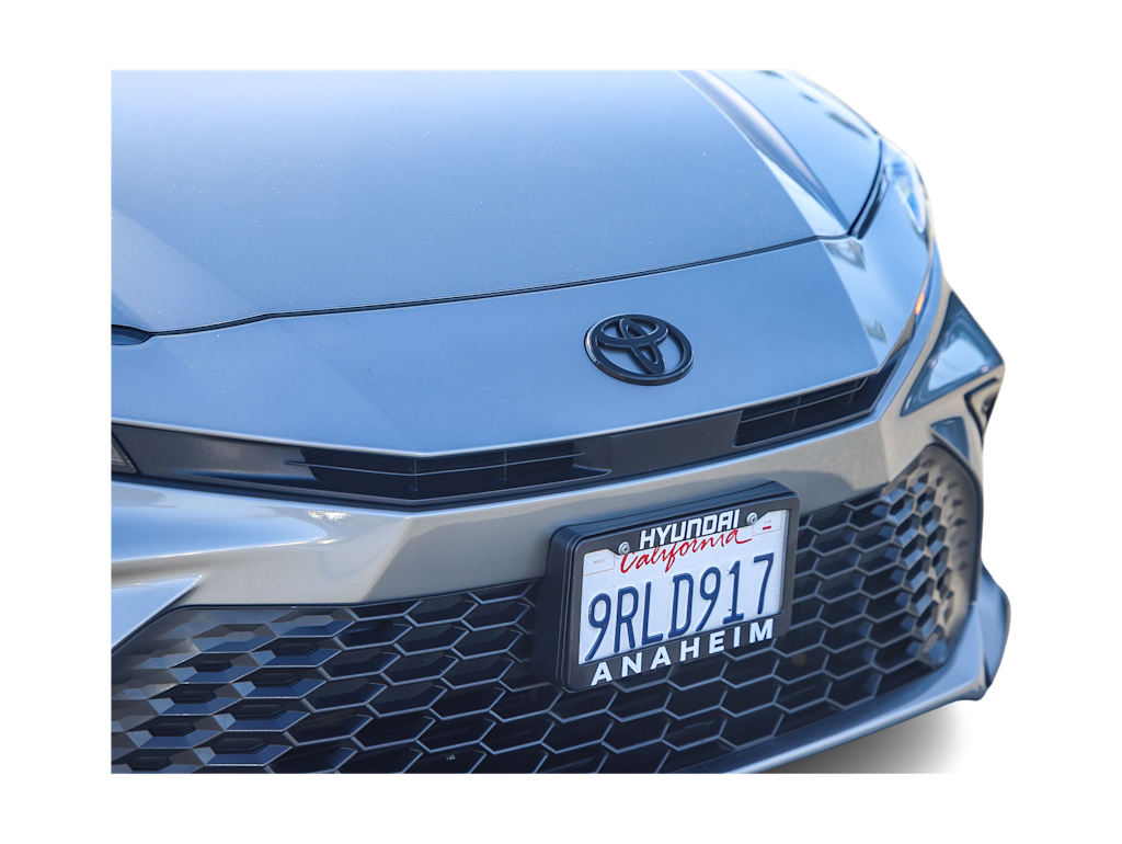 Thumbnail: 2025 Toyota Camry - 18