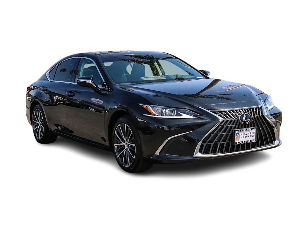 Thumbnail: 2025 Lexus ES - 16