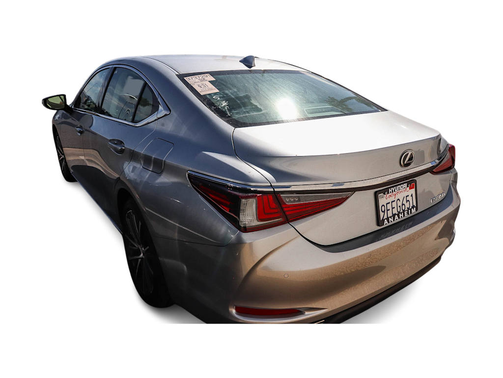Thumbnail: 2023 Lexus ES - 2