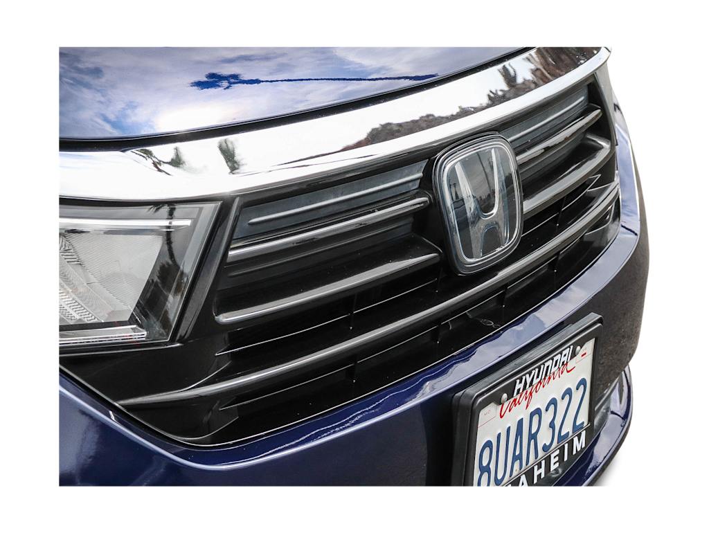 Thumbnail: 2021 Honda Odyssey - 18