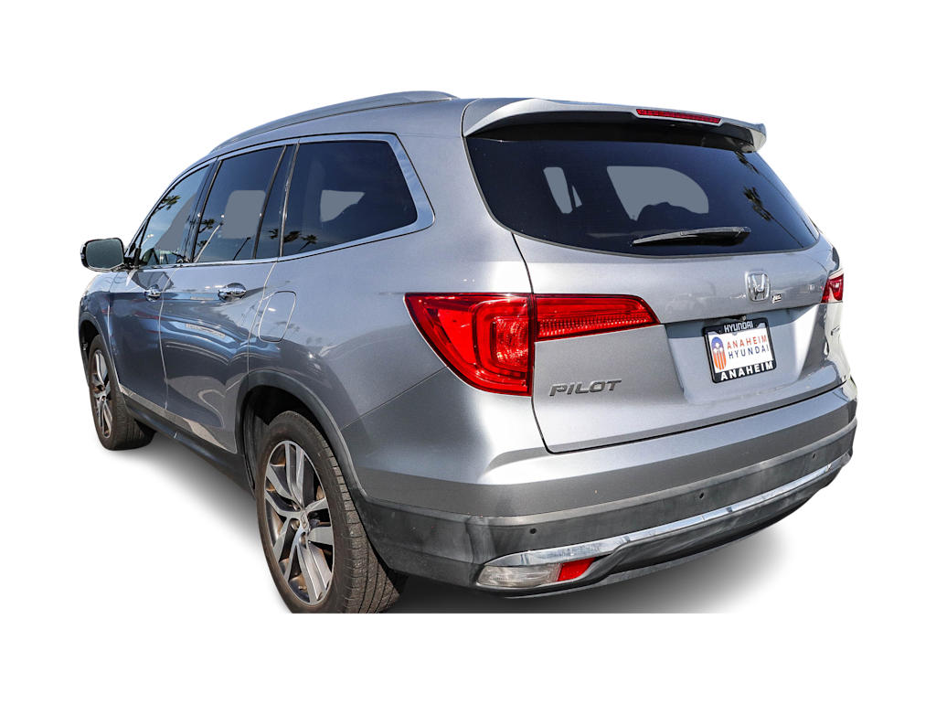 Thumbnail: 2017 Honda Pilot - 8