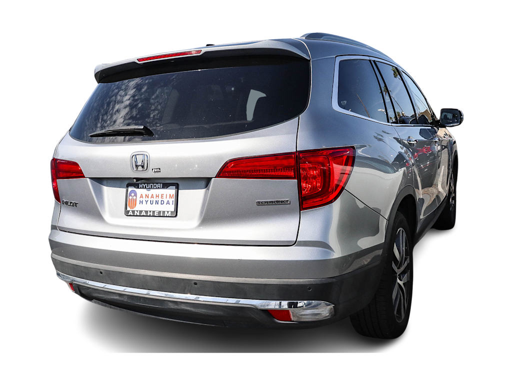 Thumbnail: 2017 Honda Pilot - 7