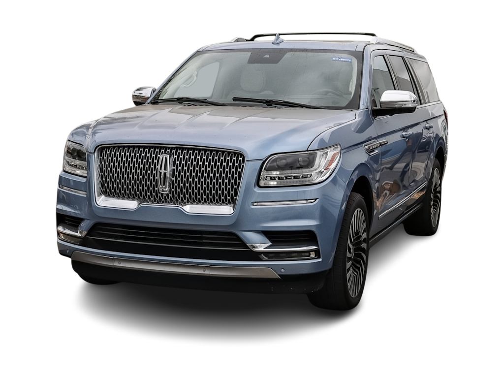 Thumbnail: 2021 Lincoln Navigator L - 4