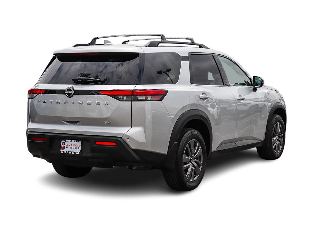 Thumbnail: 2023 Nissan Pathfinder - 18