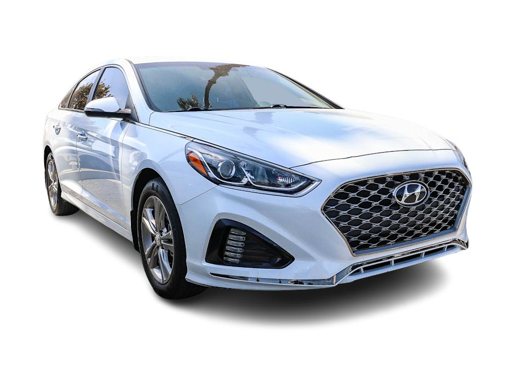 Thumbnail: 2019 Hyundai Sonata - 19