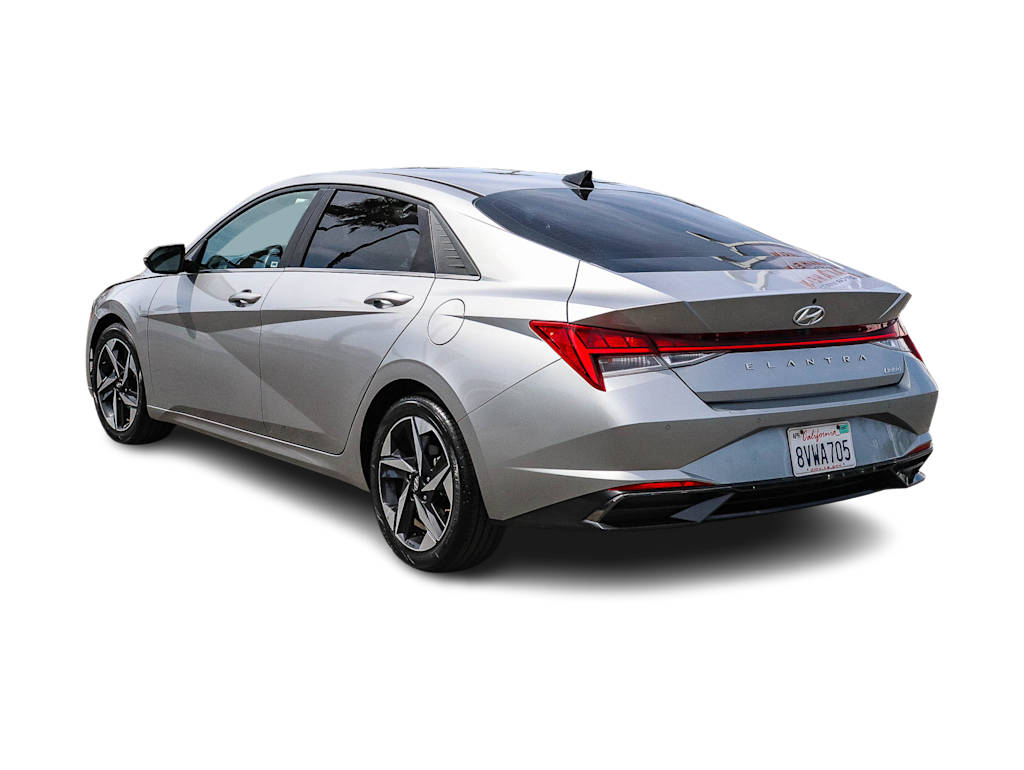 Thumbnail: 2021 Hyundai Elantra - 3