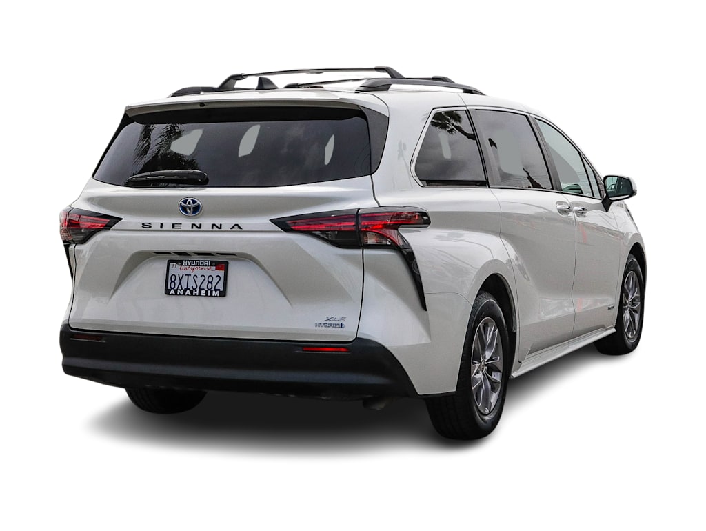 Thumbnail: 2021 Toyota Sienna - 20