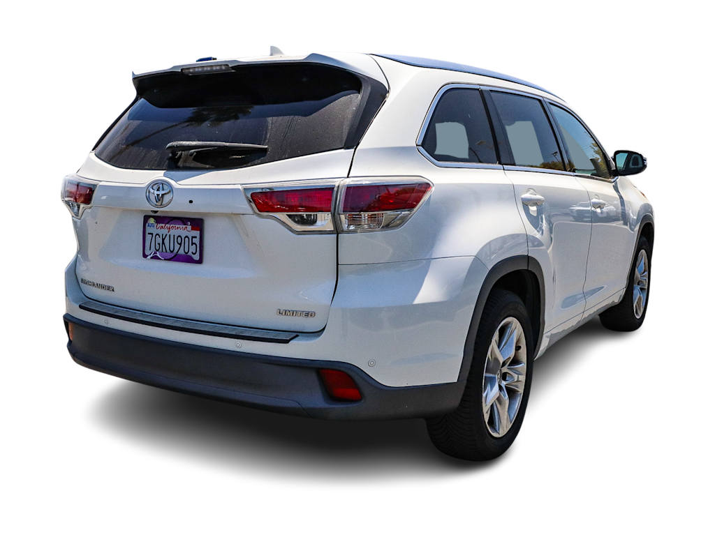 Thumbnail: 2014 Toyota Highlander - 18