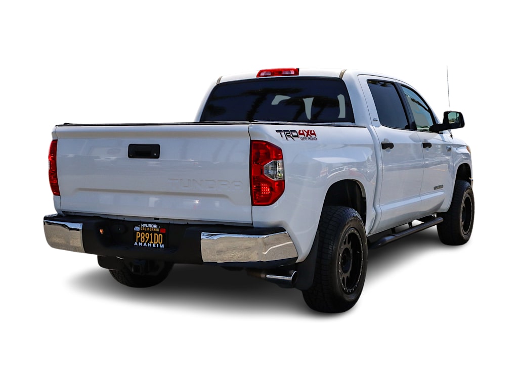 Thumbnail: 2014 Toyota Tundra - 21