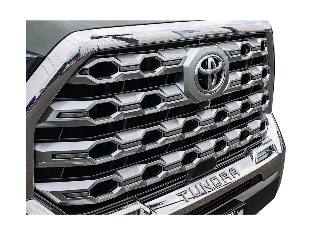 Thumbnail: 2025 Toyota Tundra - 18