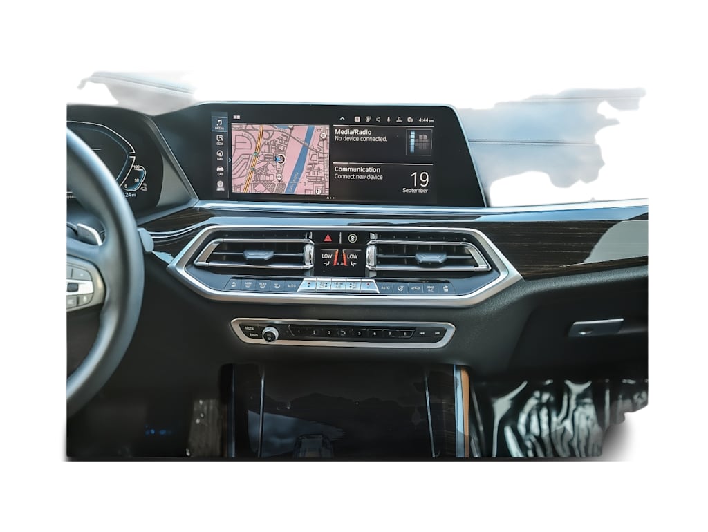 Thumbnail: 2021 BMW X5 - 21