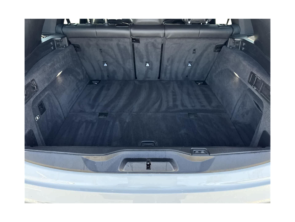 Thumbnail: 2023 BMW X5 - 16