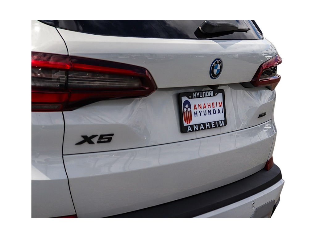 Thumbnail: 2023 BMW X5 - 20