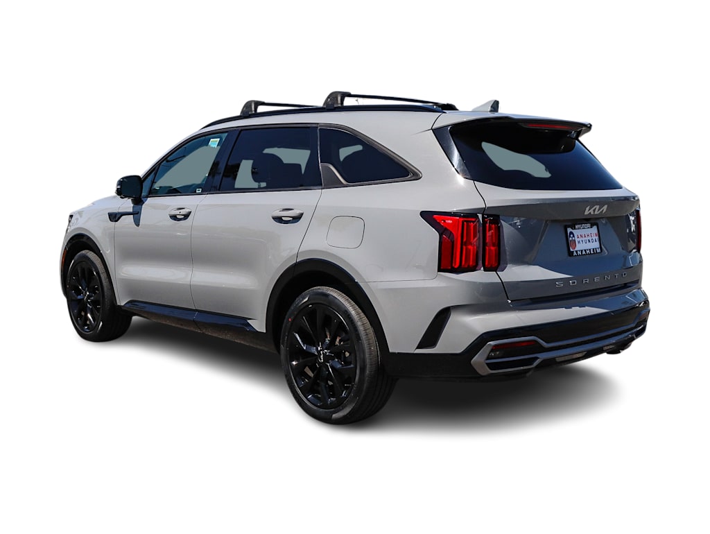 Thumbnail: 2022 Kia Sorento - 3