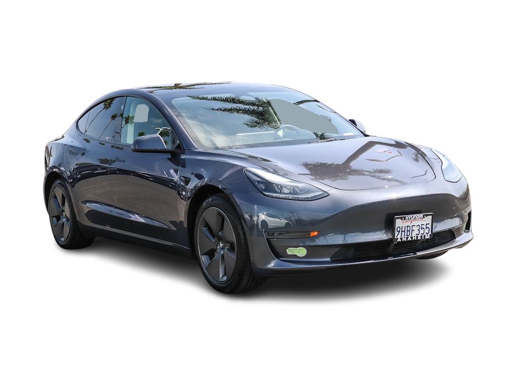 Thumbnail: 2023 Tesla Model 3 - 16