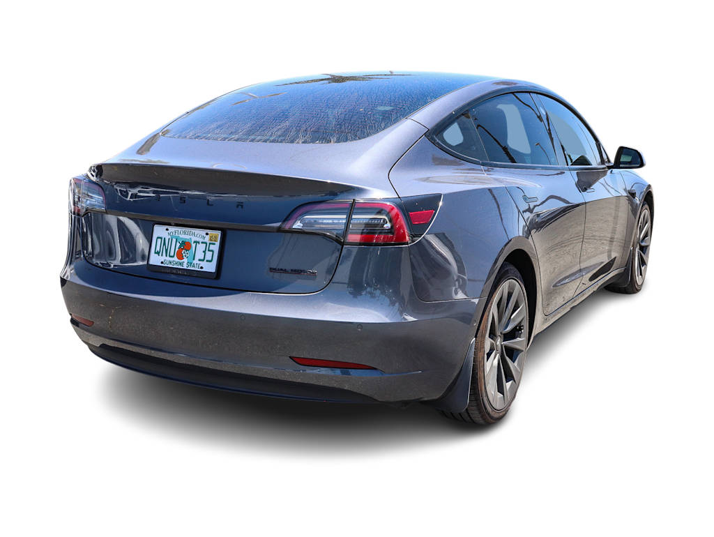 Thumbnail: 2022 Tesla Model 3 - 15