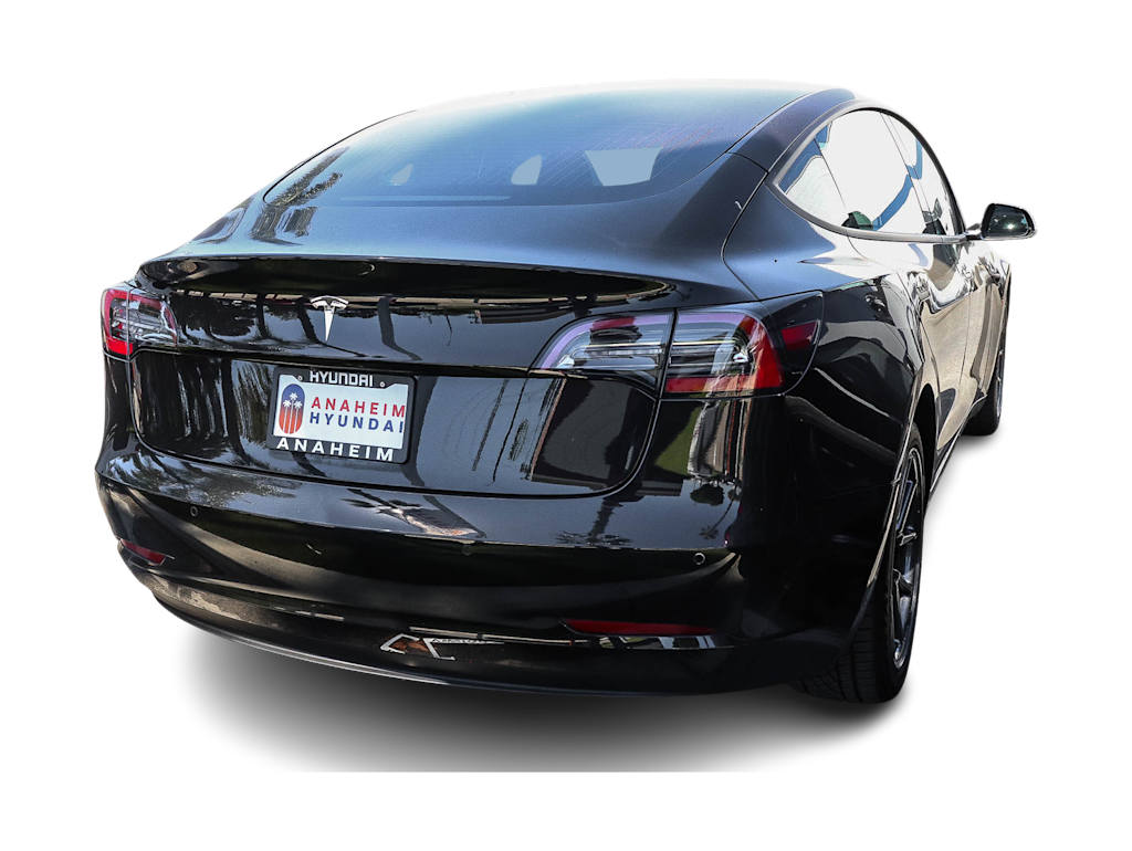 Thumbnail: 2018 Tesla Model 3 - 20