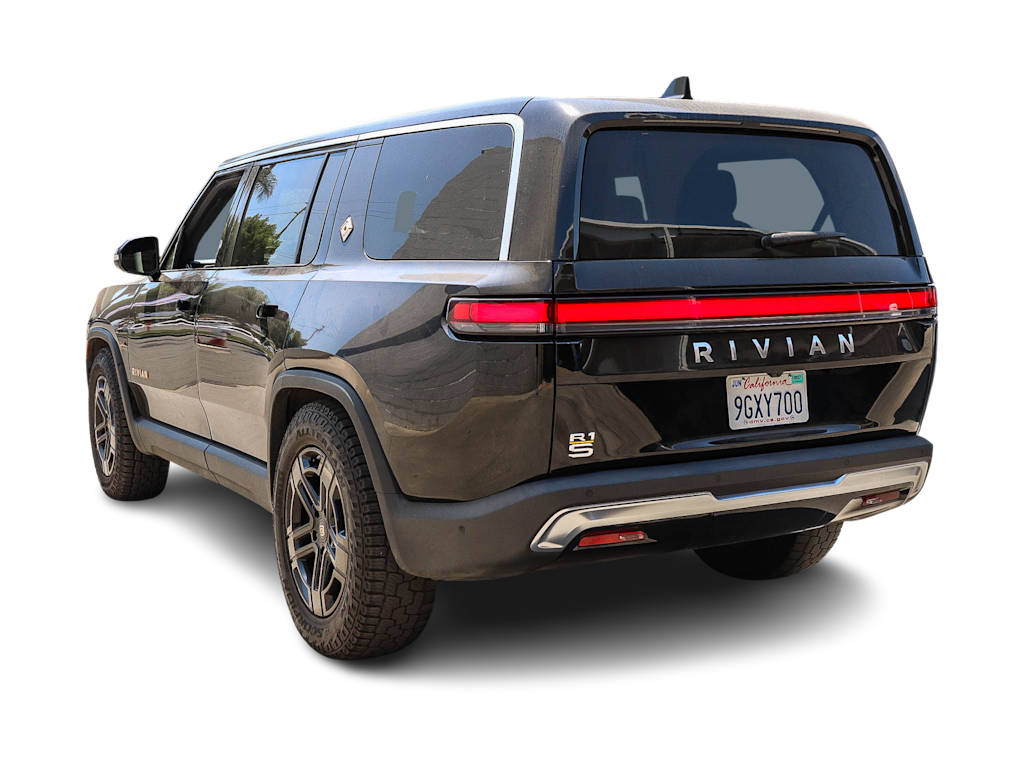 Thumbnail: 2023 Rivian R1S - 3