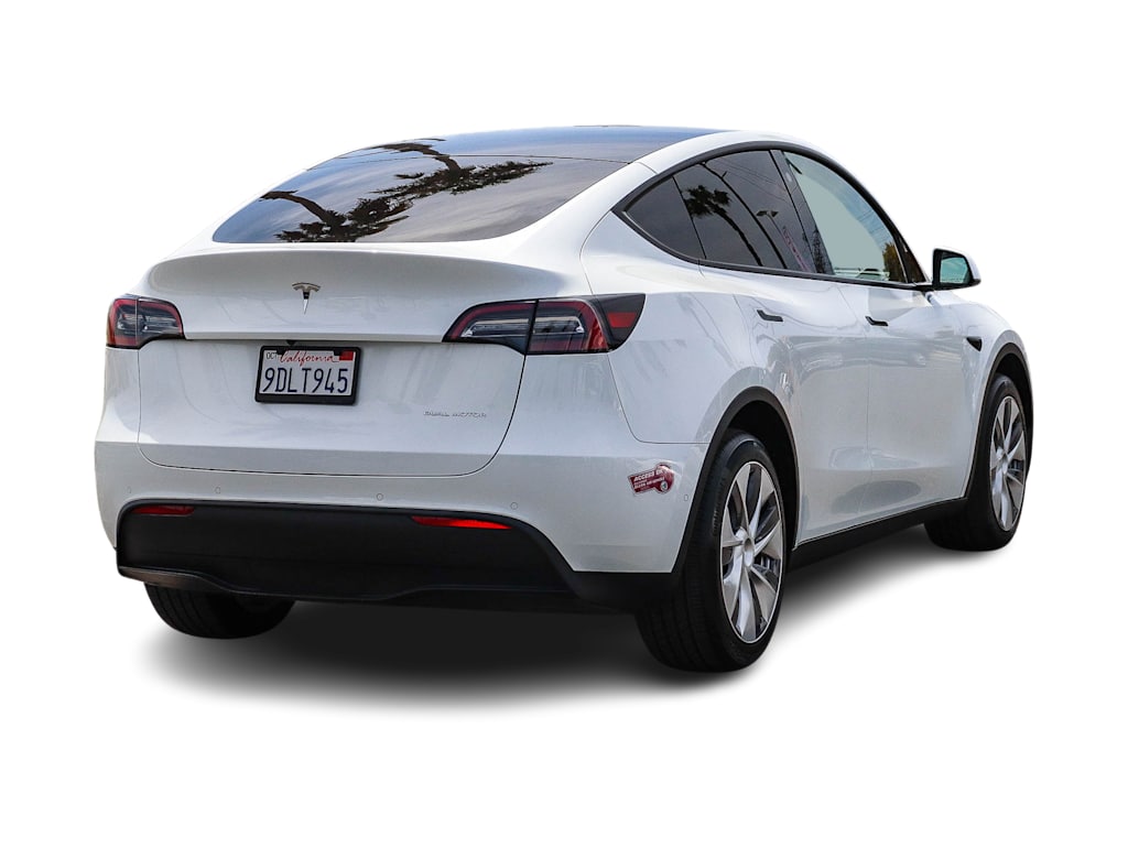 Thumbnail: 2022 Tesla Model Y - 16