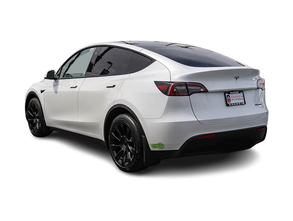 Thumbnail: 2023 Tesla Model Y - 3