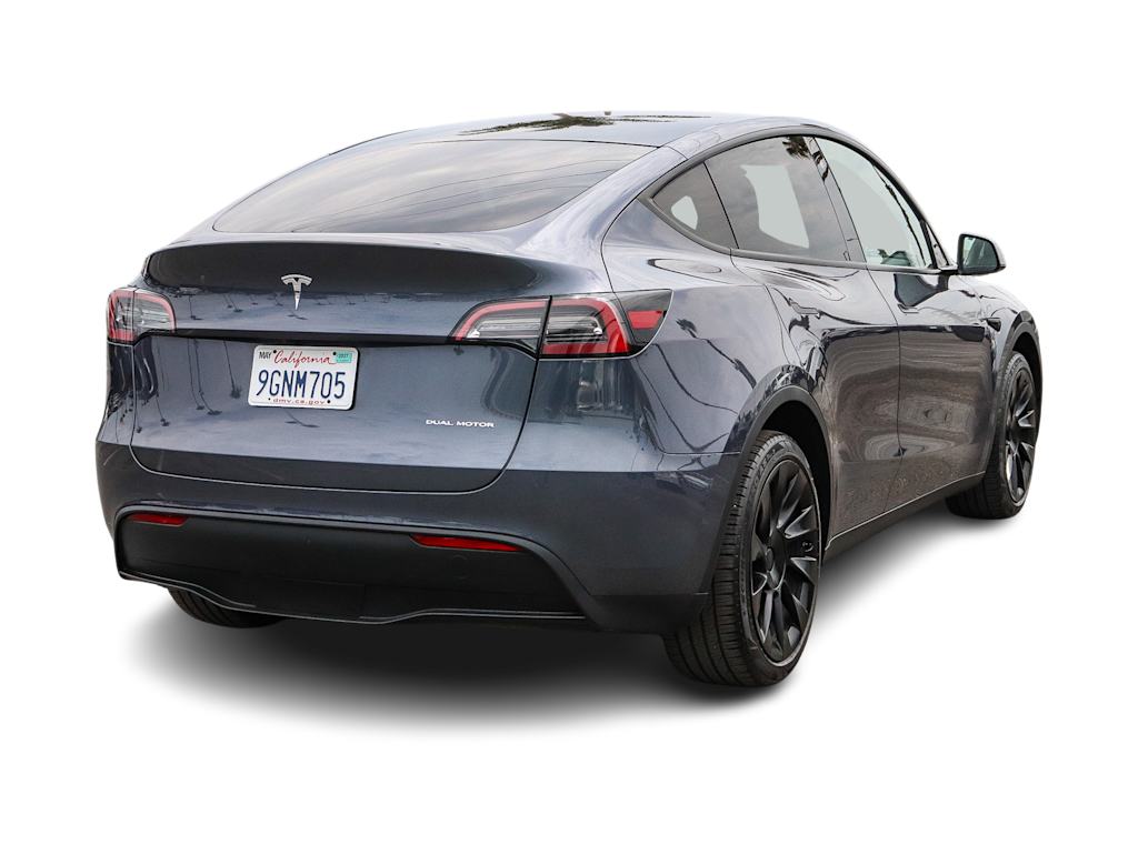 Thumbnail: 2023 Tesla Model Y - 17