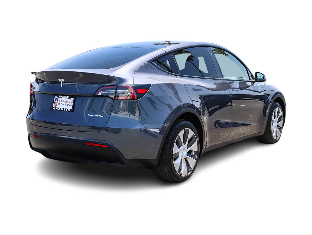 Thumbnail: 2023 Tesla Model Y - 17